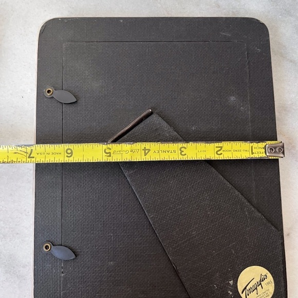 Vintage ceramic pictures frame with floral accent - Picture 12 of 12